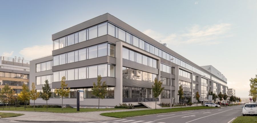 Českomoravská Nemovitostní (ČMN), has bought two Prague office buildings for around €74million.